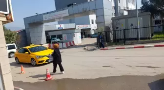 Kemalpaşa'daki Seramik Fabrikasında Zehirlenme Şüphesi: İşçiler Taburcu Edildi