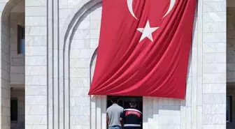 Uyuşturucu Ticareti Suçundan Aranan Şahıs Yakalandı
