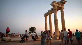 Antalya Havalimanları Temmuz'da Rekor Ziyaretçi Girişi Sağladı