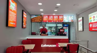 Esenler'de Esnaf Fahiş Fiyat Artışlarına Rağmen Kampanya Başlattı