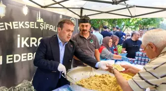 Bilecik'te Geleneksel Şifalı Pilav İkramı
