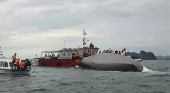 Vietnam'da Fırtına, Tur Teknesini Alabora Etti: 37 Kayıp