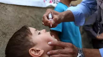 Afganistan'da Çocuk Felcine Karşı Aşı Kampanyası Başlatıldı