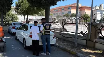 Ehliyetsiz Motosiklet Sürücüsü Tek Teker Üzerinde Yakalandı