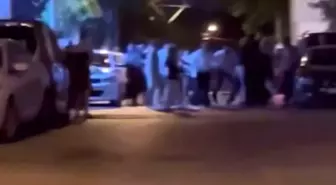 Bursa'da İki Grup Arasında Kavga: Anlar Kameraya Yansıdı