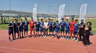 Erzincan Futbol Takımı, Anadolu Yıldızlar Ligi Türkiye Üçüncüsü Oldu