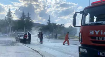 Çankırı'da Motoru Yanan Otomobil Kullanılamaz Hale Geldi
