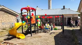 Muş'ta Şehit Öğretmen Anısına Çocuk Parkı