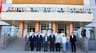 Kayseri Valisi Gökmen Çiçek, İl Milli Eğitim Müdürlüğü'nü Ziyaret Etti