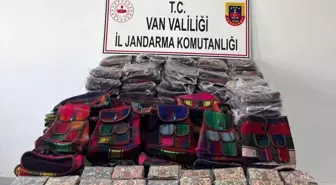 Van'da Gümrük Kaçağı Malzemeler Ele Geçirildi