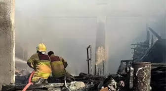 Adıyaman'da Çıkan Yangın Evi Kullanılamaz Hale Getirdi