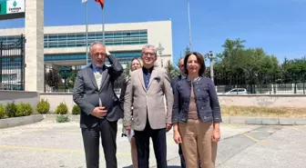 CHP, Anayasa Mahkemesi'ne 5 Kanun ve 1 Cumhurbaşkanlığı Kararnamesi İçin İptal Davası Açtı