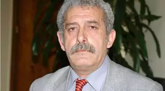 Adil Kılıçdaroğlu, Kalp Krizinden Hayatını Kaybetti