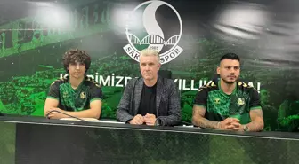 Sakaryaspor Yeni Sezonda İddialı Başlangıç İçin Transferlere Hız Verdi