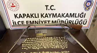 Tekirdağ'da Tarihi Eser Kaçakçılığı Operasyonu: 256 Obje Ele Geçirildi