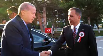 Cumhurbaşkanı Erdoğan: 'Hiçbir sabotaj, hiçbir tahrik, hiçbir tuzak, Türkiye'yi girdiği bu tarihi yoldan geri döndüremeyecek'