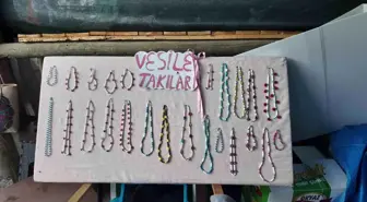 Gediz'de 12 Yaşındaki Girişimci Minik Takı Tasarımcısı