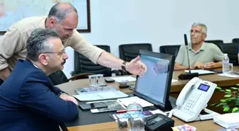 Eskişehir Valisi Aksoy, Orman Yangınını Anlık Takip Ediyor