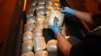 Mersin'de Yakıt Tankerinde 21,5 Kilo Skunk Ele Geçirildi
