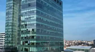 Türk Eximbank, Yeşil Dönüşüm İçin İki Uluslararası Krediyi Onayladı