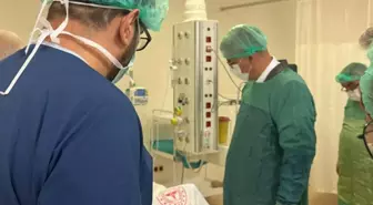 Sağlık Bakanı Memişoğlu, Orman Yangınından Etkilenen Yaralıları Ziyaret Etti