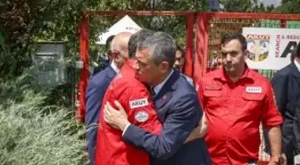 CHP Genel Başkanı Özel'den AKUT'a taziye ziyareti