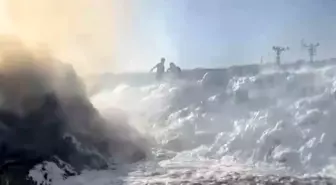 Kahramanmaraş'ta 300 Ton Saman Yandı