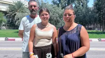 Didim'de Kavgayı Ayırmak İsteyen Genç Ağır Yaralandı