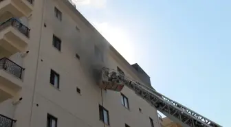Maltepe'de 5 Katlı Binada Yangın Çıktı