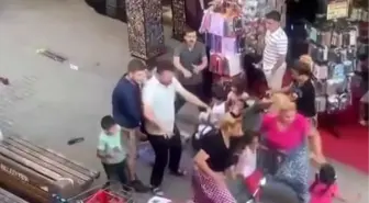 İstanbul Pendik'te Kadınlar Arasında Kavga: Anlar Kamerada