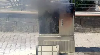 Şanlıurfa'da Elektrik Panosu Alev Alev Yandı