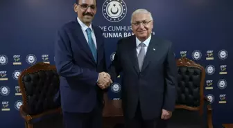 Bakan Güler ve Kalın, IDEF 2025 Fuarında Bir Araya Geldi