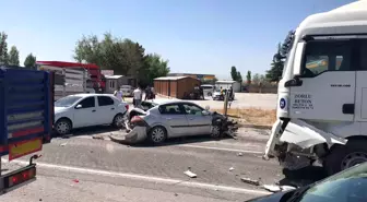 Konya'da Zincirleme Trafik Kazası: 4 Yaralı
