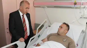 Vali Hatipoğlu Yaralı Polisi Ziyaret Etti