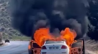 İzmir-Çeşme Otoyolu'nda Yangın Paniği