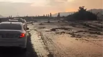 Kağızman'da Sağanak Yağış Sel Oluşturdu, Karayolu Ulaşıma Kapandı