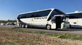 Ankara'da Otobüse Çarpan Kamyonet Kazasında 2 Ölü, 1 Yaralı