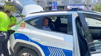 Alkollü Sürücü Kaldırımda Yürüyen Genç Kızlara Çarptı