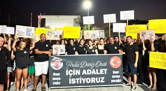 Marmaris'te Arda Deniz Onat İçin Sessiz Yürüyüş Düzenlendi