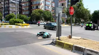 Aydın'da Kavşakta Motosiklet ile Otomobil Çarpıştı: 2 Yaralı