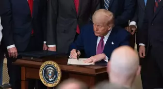 Trump, 9,1 Milyar Dolarlık Federal Harcama Kesintisini Onayladı