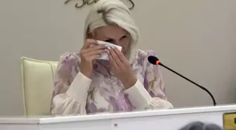 AK Parti ve MHP'nin desteğini alan Bilecik Belediye Başkanı gözyaşlarını tutamadı