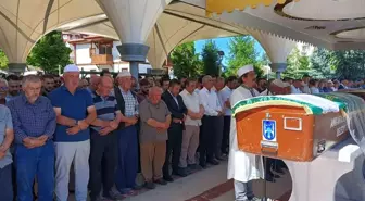Ankara'da Trafik Kazası: 3 Kişi Hayatını Kaybetti