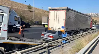 İzmir'de Trafik Kazası: 1 Ölü, 1 Yaralı