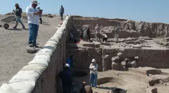 Kilis'teki Oylum Höyük'te Sıcak Havada Kazı Çalışmaları Devam Ediyor