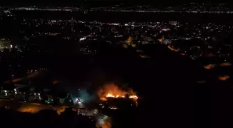 Kocaeli'de Gece Yangın Paniği: Alevler Kontrol Altına Alındı