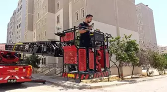 Şanlıurfa'da Mahsur Kalan Güvercin İtfaiye Ekiplerince Kurtarıldı