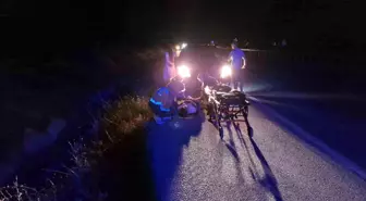 Çorum'da Kontrolden Çıkan Araç Şarampole Devrildi: 16 Yaşındaki Sürücü Yaralandı