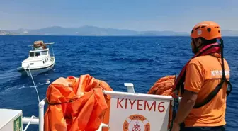 Bodrum Açıklarında Arızalanan Tekne Kurtarıldı
