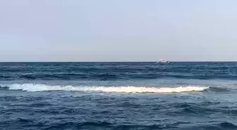 İstanbul'da Yüzmek İçin Denize Giren İki Arkadaştan Biri Kayboldu, Biri Ölü Bulundu